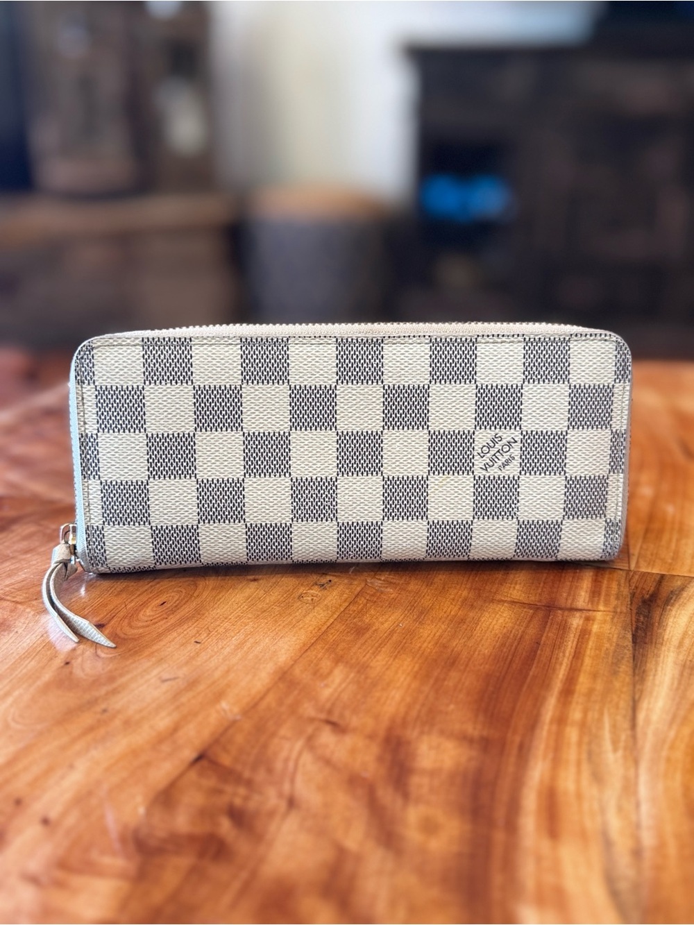 Louis Vuitton luxury for less authentic free shipping offers welcomed - Picture 5 of 15